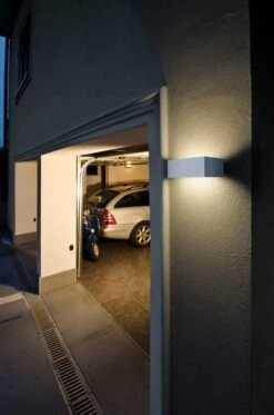 Trend Up & Down 220 Wandarmatuur IP66 24Watt -Flos Verkoop image 312