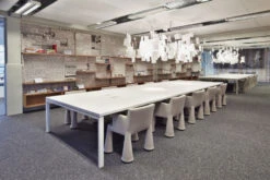 Ingo Maurer Zettel'z 6 Hanglamp Ø80 17 Ingo Maurer Zettel'z 6 Hanglamp Ø80 -Flos Verkoop x886x886 Gispen GGD Brabant Zuid Oost Eindhoven VERMELDEN fotograaf Joost Duppen 000300.jpg.pagespeed.ic .MdFmdE7gU4