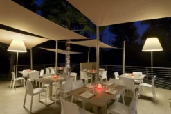 Luceplan Tweedekansje - Grande Costanza Open Air Lampenkap Off White 16 Luceplan Tweedekansje - Grande Costanza Open Air Lampenkap Off White -Flos Verkoop x886x886 LP1204083.jpg.pagespeed.ic .6PiIL6vmPG