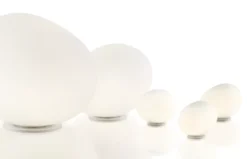 Foscarini Gregg Media Tafellamp Dimbaar Wit -Flos Verkoop x886x886 foscarini gregg tafellamp sfeer 4.jpg.pagespeed.ic .r8kytOV4o5