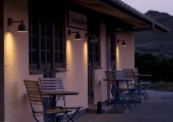 Louis Poulsen Toldbod 220 Wandlamp Zwart -Flos Verkoop x886x886 louis poulsen toldbod 220 buitenlamp sfeer 1.jpg.pagespeed.ic .UTqJ7Snt75 1