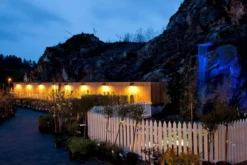 Louis Poulsen Toldbod 220 Wandlamp Zwart -Flos Verkoop x886x886 louis poulsen toldbod 220 buitenlamp sfeer 14.jpg.pagespeed.ic .Aoof3r04bk 1