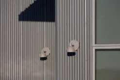 Louis Poulsen Toldbod 220 Wandlamp Zwart -Flos Verkoop x886x886 louis poulsen toldbod 220 buitenlamp sfeer 6.jpg.pagespeed.ic .y rJ1xWK29 1