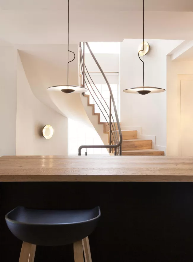 Marset Ginger Hanglamp Ø60 LED Phase Cut Zwart/wit 5 Marset Ginger Hanglamp Ø60 LED Phase Cut Zwart/wit - Image 5