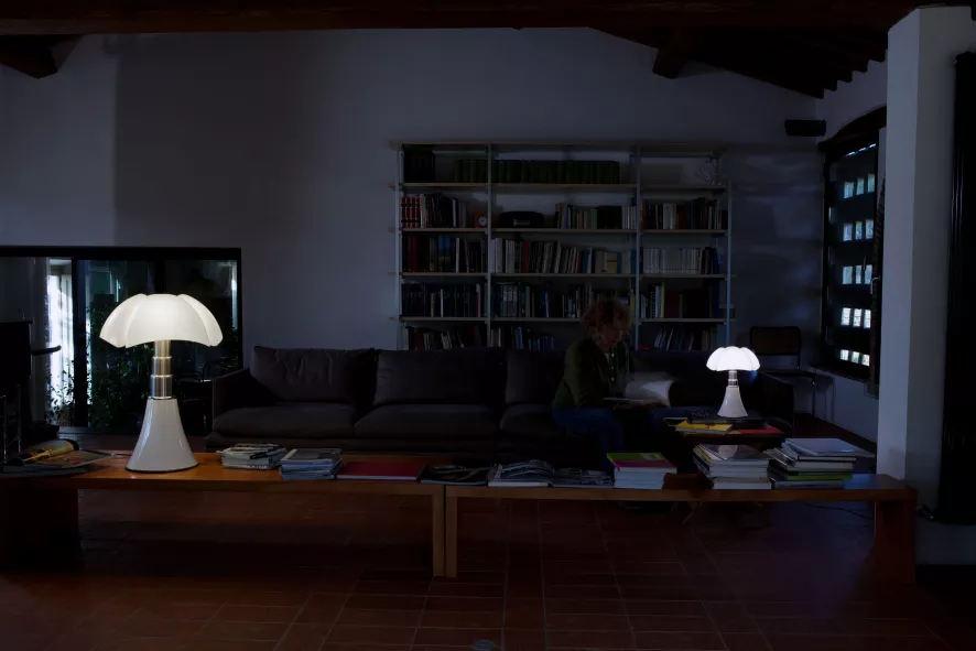 Martinelli Luce Pipistrello Vloer- En Tafellamp Retrofit Wit 7 Martinelli Luce Pipistrello Vloer- En Tafellamp Retrofit Wit - Image 7