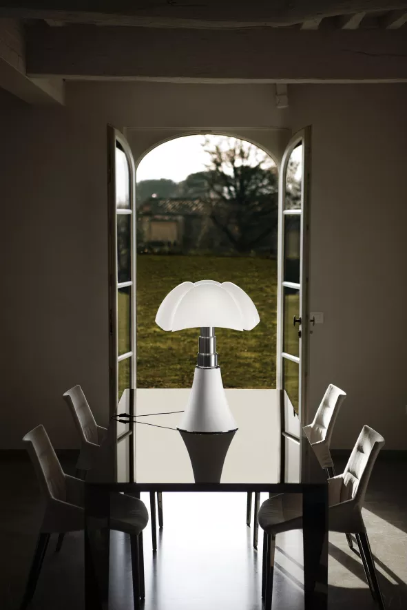 Martinelli Luce Pipistrello Vloer- En Tafellamp Retrofit Wit 12 Martinelli Luce Pipistrello Vloer- En Tafellamp Retrofit Wit - Image 12