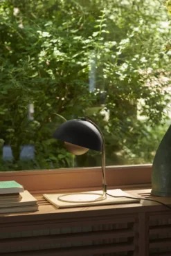 &tradition FlowerPot VP4 Tafellamp Mat Zwart -Flos Verkoop x886x886 tradition flowerpot vp4 tafellamp13.jpg.pagespeed.ic .DmE8OFRPuM